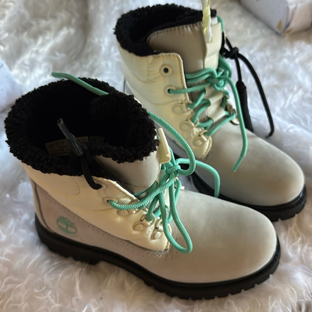 Timberland primaloft 200 waterproof sz 5.5 snow boot